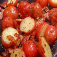 New Potatoes With Bacon and Parmesan_image