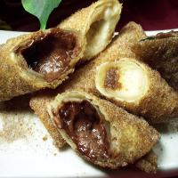 Deep-Fried Cheesecake Spring Roll Wrapper_image