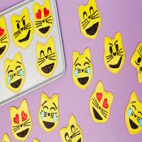 Emoji Cat Sugar Cookies_image
