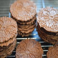 Chocolate Mint Pizzelles Recipe - (4.5/5) image