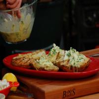 Grilled Potatoes with Crabmeat-Green Onion Dressing_image