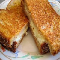 Ultimate Grilled Cheese - Gotta Try This! image