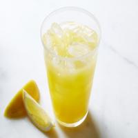 Fruit-Sweetened Lemonade_image
