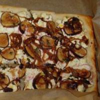 Puff Pastry with Figs, Goat Cheese, and Caramelized Onion image