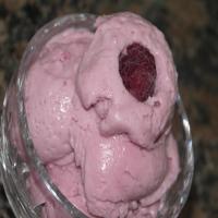 Raspberry Frozen Yogurt image
