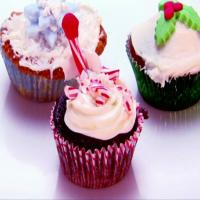 Peppermint Hot Chocolate Cupcake image