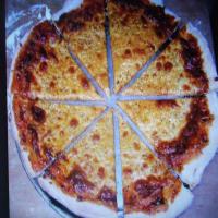HOMEMADE PIZZA CRUST_image