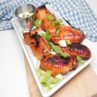 Spicy Balsamic-Glazed Chicken Wings image