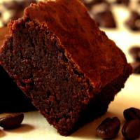 Super Fudgy Triple Chocolate Espresso Brownies_image