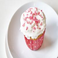 How To Make One Vanilla Cupcake_image