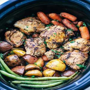 Slow Cooker Brown Sugar Balsamic Chicken and Vegetables | The Recipe Critic_image