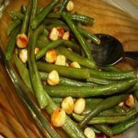 Green Beans With Toasted Hazelnuts_image