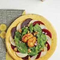 Roasted Beet and Goat Cheese Salad with Pears_image