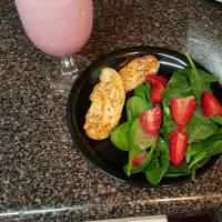 Everyone's Favorite Spinach Salad with Poppy Seed Dressing_image