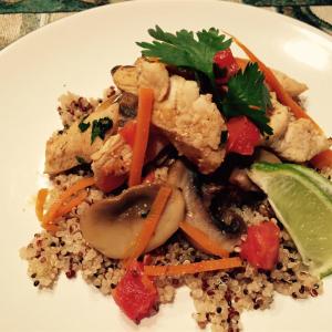 Thai Chicken Quinoa and Veggie Delight_image