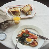 Prosciutto, Fried Egg, and Parmesan on Country Bread_image