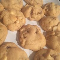 White Chocolate Chunk Cookies_image