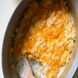 One-Pot Biscuits and Gravy_image