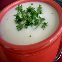 The Best Cauliflower Soup Ever image