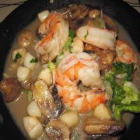 Scallops and Shrimp With Mushrooms image