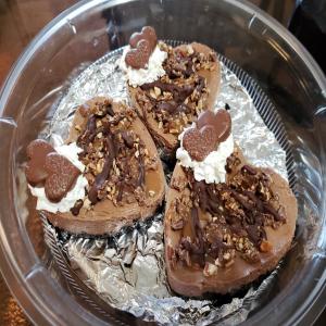 Instant Pot® Mini Heart-Shaped Chocolate Cheesecakes_image