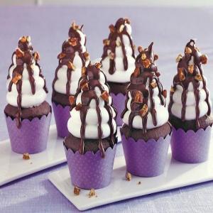 Mile High Rocky Road Cupcakes_image