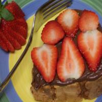 Pound Cake Slices With Nutella and Fresh Strawberries image