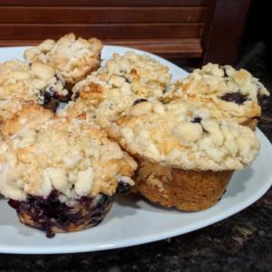 Blueberry Streusel Muffins with Yogurt_image