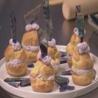 Huckleberry Cream Puffs with Candy Shard_image