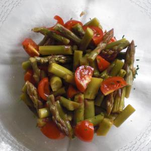 Warm Asparagus Salad with Tomatoes_image
