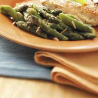 Stir-Fried Asparagus with Slivered Almonds_image