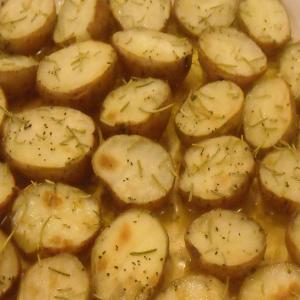 Rosemary Roast New Potatoes_image