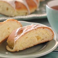 Cheese-Filled Coffee Cakes_image