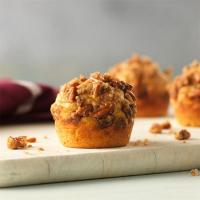 Sweet Potato Muffins with Pecan Streusel_image