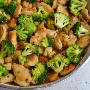 Chicken and Broccoli Stir Fry_image