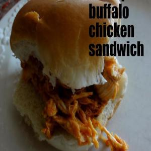 Hooters Style Buffalo Chicken Sandwich_image