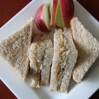 Peanut Butter and Apple Sandwich_image