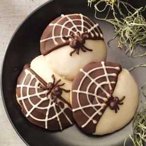 Black & White Spider Cookies Recipe_image