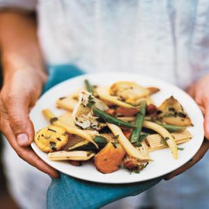 Pasta with Summer Squashes, Herbs, and Honey_image
