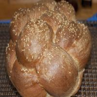 A Unique and Delicious Braided Bread_image