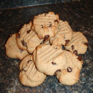 Chewy Gluten-Free Peanut Butter Cookies_image