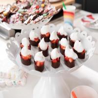 Chocolate Strawberry Cups_image