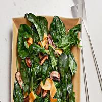 Warm Spinach Salad with Soy Vinaigrette_image
