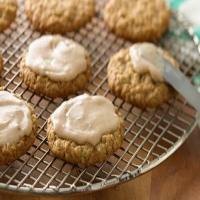 Iced Oatmeal-Cardamom Cookies_image