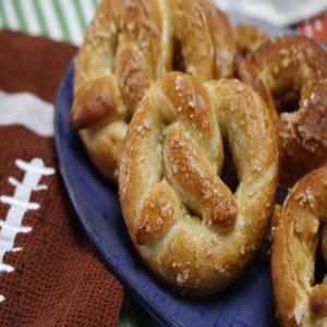 Soft Pretzels with Queso Dip image