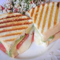 california veggie sandwich image