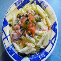 Smoked Salmon and Capers in a Champagne Sauce for Pasta_image