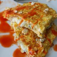 Buffalo Wings and Blue Cheese Omelet_image