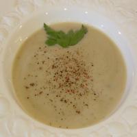 Roasted Garlic Soup with Parmesan_image