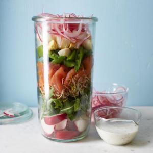 Smoked Salmon and Sugar Snap Pea Salad-in-a-Jar_image